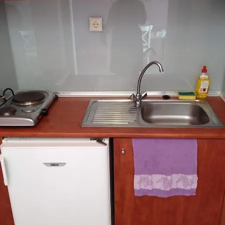 Guest house Erato1 *